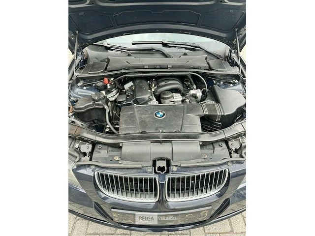 Bmw 318i - afbeelding 12 van  15