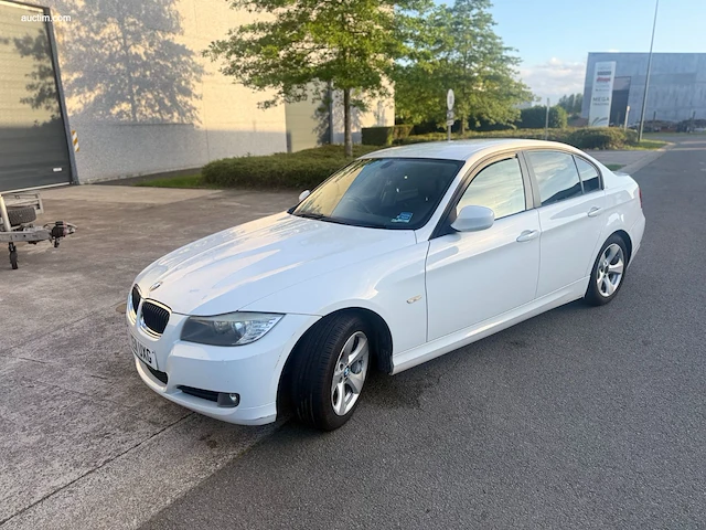 Bmw 320 d 2010 - afbeelding 10 van  17