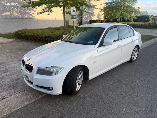 Bmw 320 d 2010 - afbeelding 12 van  17