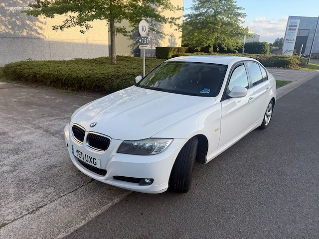 Bmw 320 d 2010 - afbeelding 13 van  17
