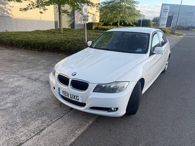 Bmw 320 d 2010 - afbeelding 14 van  17
