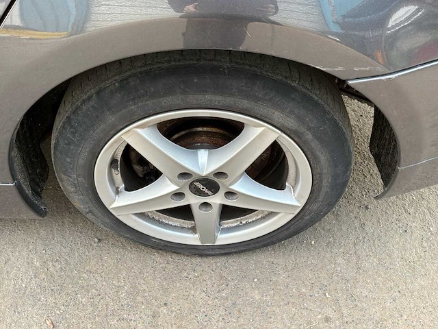 Bmw 320 d 390l auto uit 2006 - afbeelding 2 van  53