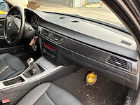 Bmw 320 d 390l auto uit 2006 - afbeelding 39 van  53