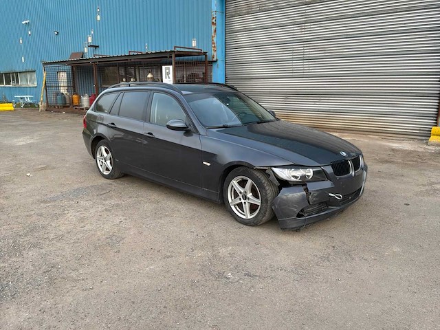 Bmw 320 d 390l auto uit 2006 - afbeelding 51 van  53