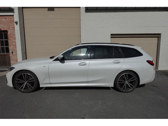 Bmw 320 d - afbeelding 1 van  24