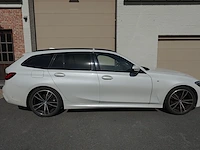 Bmw 320 d - afbeelding 12 van  24