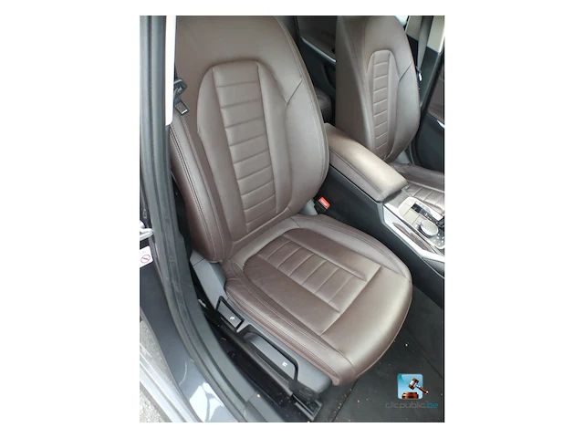 Bmw 320d - afbeelding 24 van  38