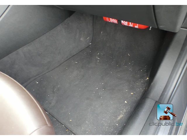 Bmw 320d - afbeelding 26 van  38