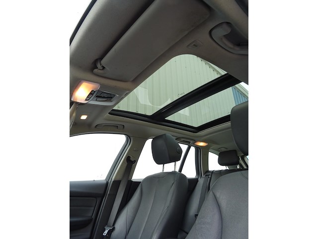 Bmw 320d - afbeelding 8 van  26