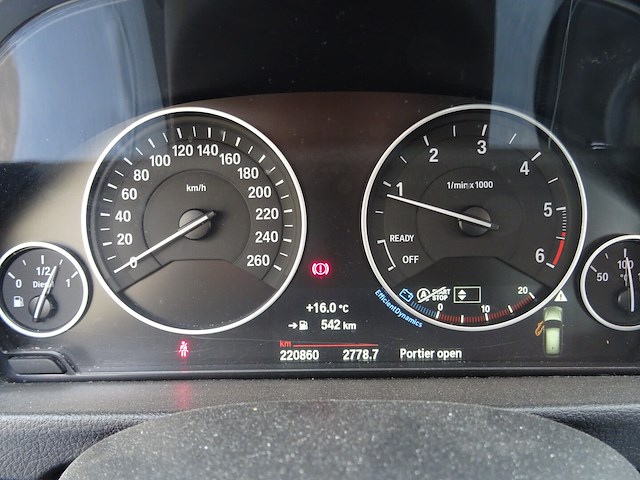 Bmw 320d - afbeelding 24 van  26