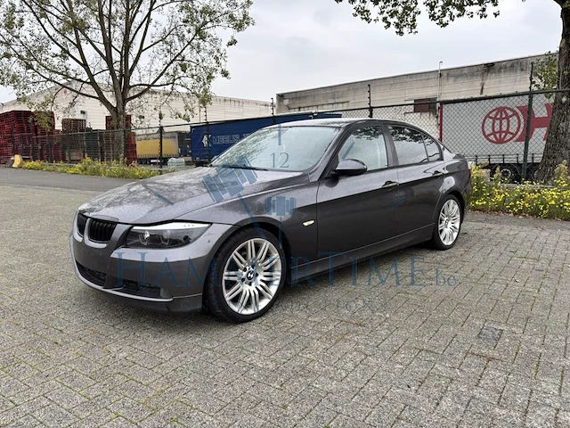 Bmw 320i, 2005 - afbeelding 1 van  45