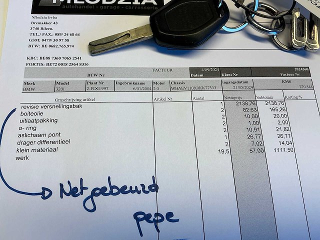 Bmw 320i personenauto - afbeelding 5 van  7