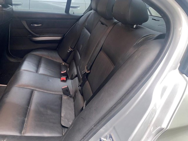 Bmw 320i - afbeelding 13 van  22