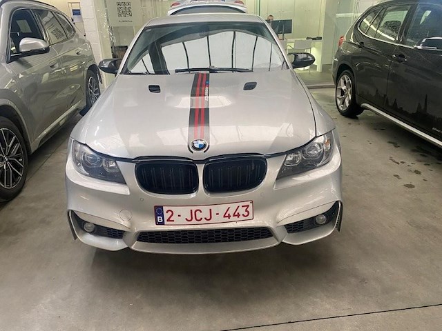 Bmw 320i - afbeelding 2 van  22