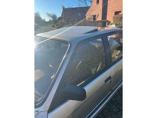 Bmw 325 i sedan m-technic 1 vintage auto's > 15 - afbeelding 5 van  13