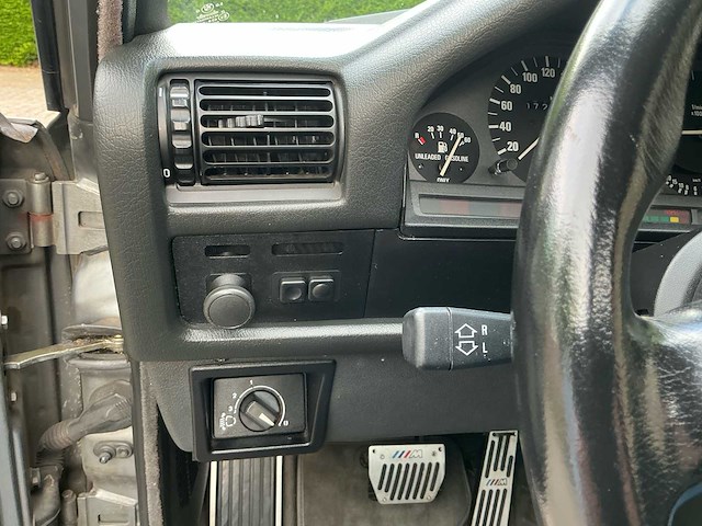 Bmw 325i 325 i oldtimer - afbeelding 3 van  46
