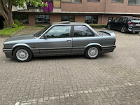 Bmw 325i 325 i oldtimer - afbeelding 12 van  46