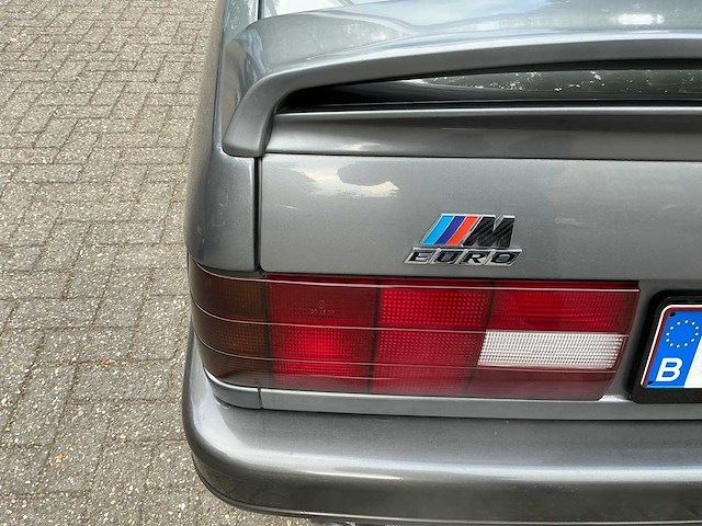 Bmw 325i 325 i oldtimer - afbeelding 27 van  30