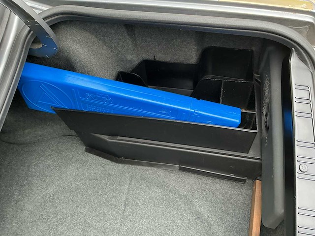 Bmw 325i 325 i oldtimer - afbeelding 17 van  46