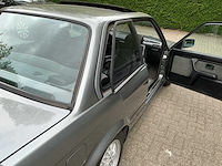 Bmw 325i 325 i oldtimer - afbeelding 25 van  46