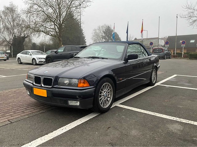 Bmw 328i cabriolet vintage auto's > 15 - afbeelding 39 van  47