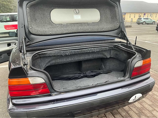 Bmw 328i cabriolet vintage auto's > 15 - afbeelding 17 van  47