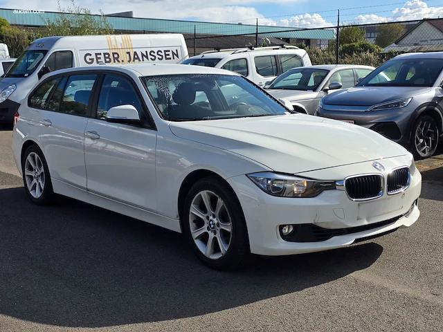 Bmw 328i xdrive 2013 - afbeelding 12 van  45