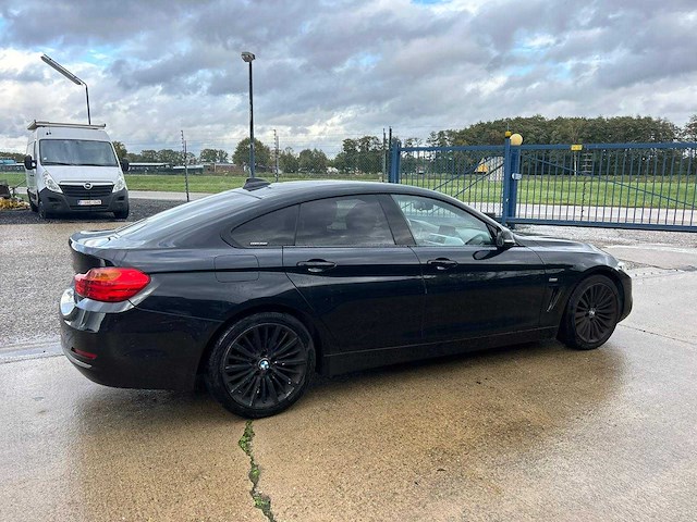 Bmw 420d - car - 2017 - afbeelding 19 van  22