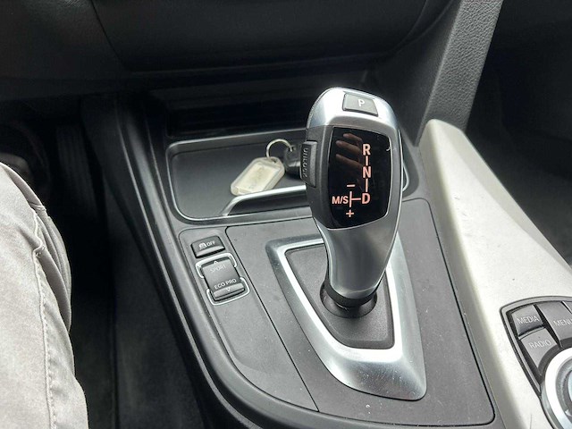 Bmw 420d - car - 2017 - afbeelding 9 van  18