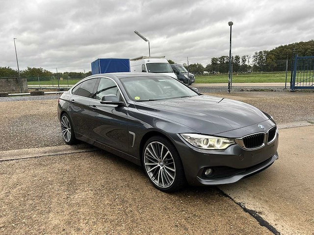 Bmw 420d - car - 2017 - afbeelding 12 van  18