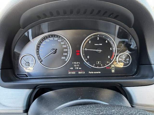 Bmw 5 sw (f11) touring 520da start/stop 184 at, 2013 - afbeelding 26 van  27