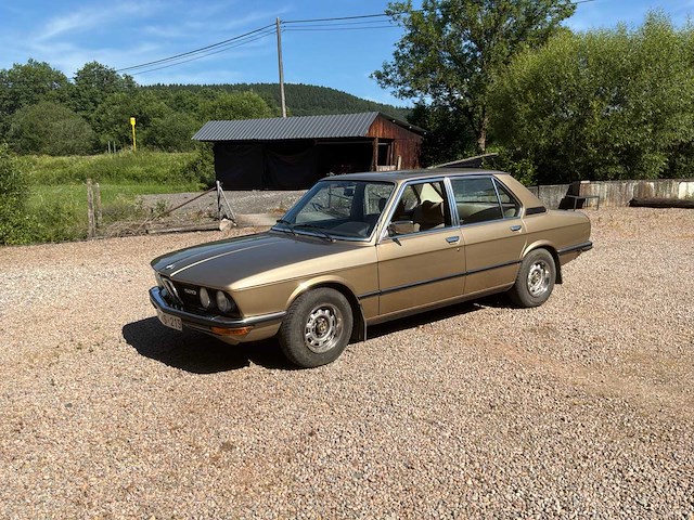 Bmw 520 serie e21 vintage auto's > 15 - afbeelding 1 van  57