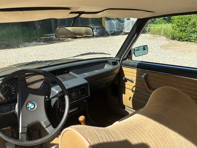 Bmw 520 serie e21 vintage auto's > 15 - afbeelding 12 van  57
