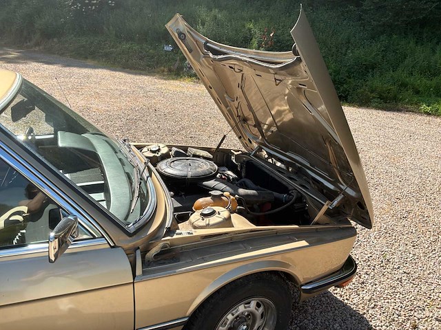 Bmw 520 serie e21 vintage auto's > 15 - afbeelding 35 van  57
