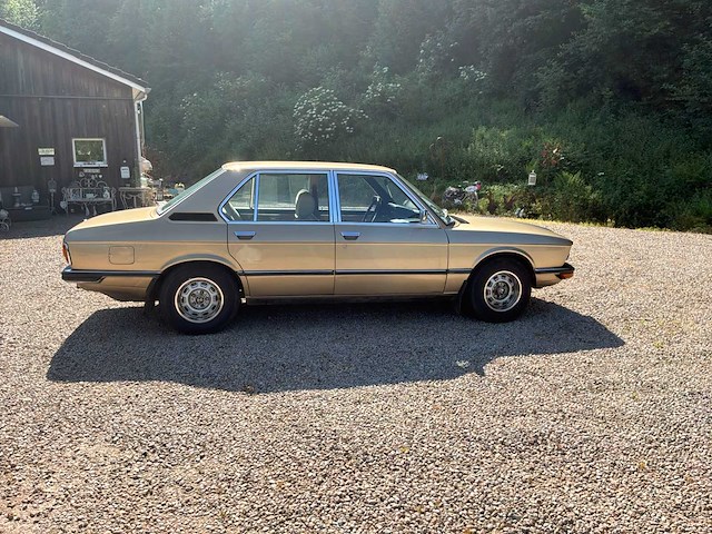 Bmw 520 serie e21 vintage auto's > 15 - afbeelding 51 van  57