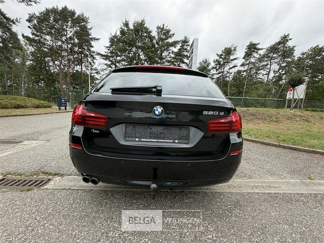 Bmw 520d - afbeelding 24 van  30