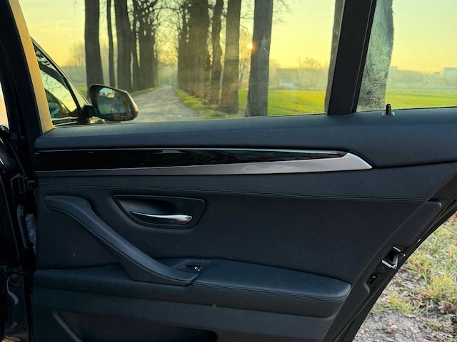 Bmw 520da touring f11 - afbeelding 30 van  43