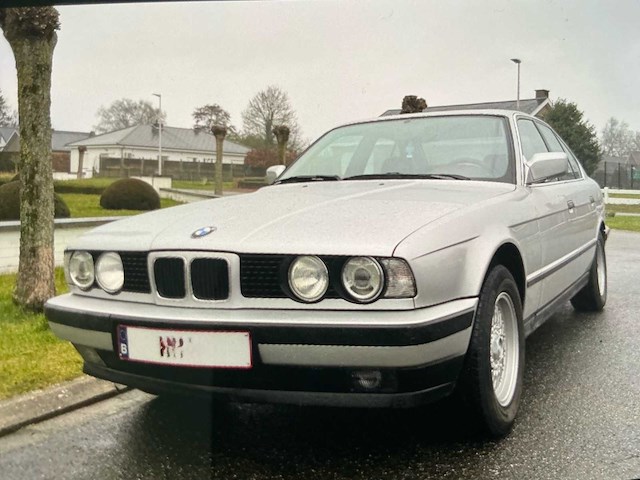 Bmw 520i e30 520i oldtimer - afbeelding 26 van  31