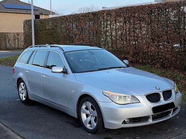 Bmw 525 i touring 3.0 2004 - afbeelding 4 van  9