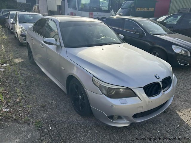 Bmw 525d, wbanc51030cn32587, 1e insch 19/05/2005, afgelezen km stand 287000km, diesel, automaat, sedan, euro 4, 1 sleutel, keuring tot 05/10/2024, inschrijvingsbewijs deel i en gelijkvormigheidsattest aanwezig, inschrijvingsbewijs deel ii ontbreekt - afbeelding 12 van  18