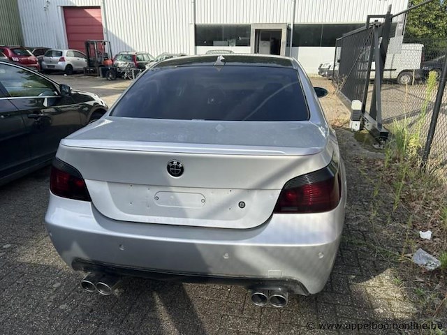 Bmw 525d, wbanc51030cn32587, 1e insch 19/05/2005, afgelezen km stand 287000km, diesel, automaat, sedan, euro 4, 1 sleutel, keuring tot 05/10/2024, inschrijvingsbewijs deel i en gelijkvormigheidsattest aanwezig, inschrijvingsbewijs deel ii ontbreekt - afbeelding 14 van  18