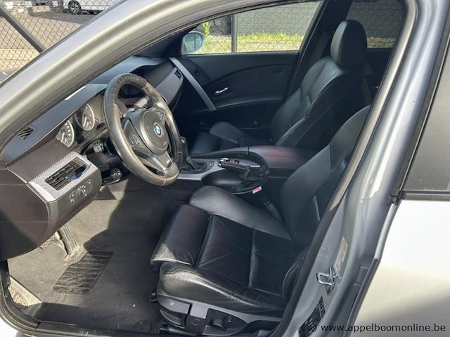 Bmw 525d, wbanc51030cn32587, 1e insch 19/05/2005, afgelezen km stand 287000km, diesel, automaat, sedan, euro 4, 1 sleutel, keuring tot 05/10/2024, inschrijvingsbewijs deel i en gelijkvormigheidsattest aanwezig, inschrijvingsbewijs deel ii ontbreekt - afbeelding 17 van  18