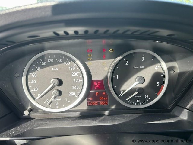 Bmw 525d, wbanc51030cn32587, 1e insch 19/05/2005, afgelezen km stand 287000km, diesel, automaat, sedan, euro 4, 1 sleutel, keuring tot 05/10/2024, inschrijvingsbewijs deel i en gelijkvormigheidsattest aanwezig, inschrijvingsbewijs deel ii ontbreekt - afbeelding 18 van  18