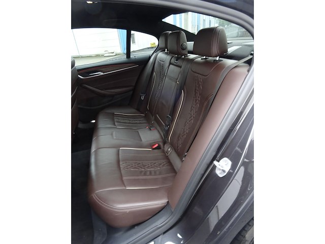Bmw 530e - afbeelding 6 van  19