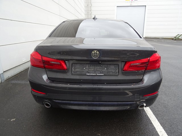 Bmw 530e - afbeelding 14 van  19