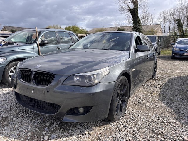 Bmw 5 - afbeelding 1 van  12