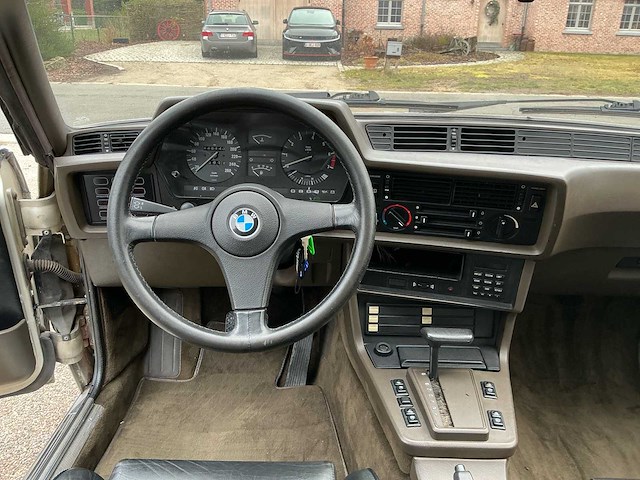 Bmw 635 csi oldtimer - afbeelding 9 van  46