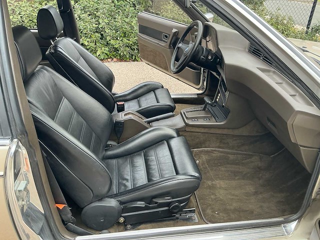 Bmw 635 csi oldtimer - afbeelding 16 van  46