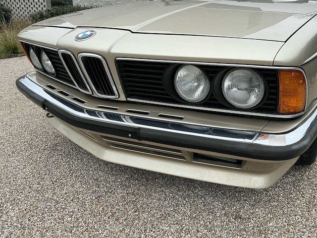 Bmw 635 csi oldtimer - afbeelding 34 van  46
