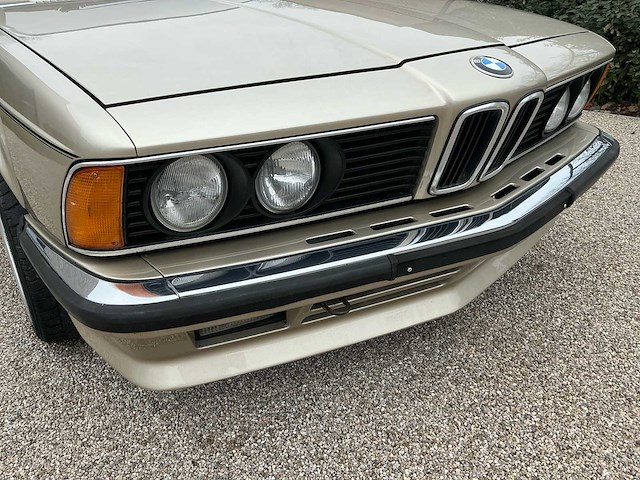 Bmw 635 csi oldtimer - afbeelding 35 van  46